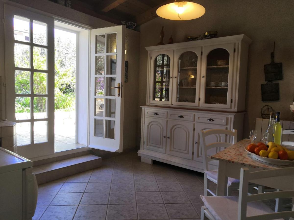 Apartments Gabri Mali Losinj Bagian luar foto